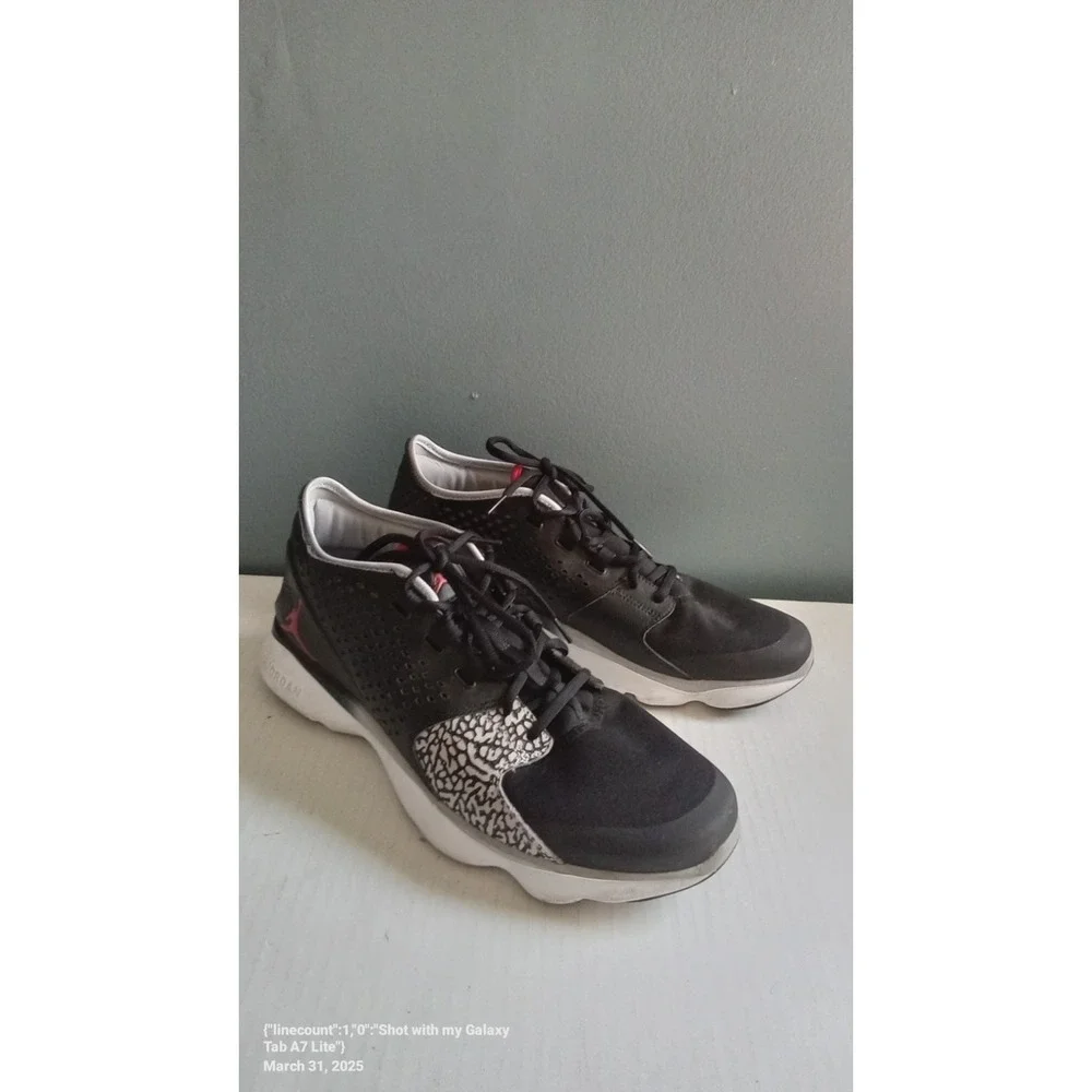 Jordan Trainer ST Black Gym Red‎ Elephant Print Sneakers 820253-001 Mens